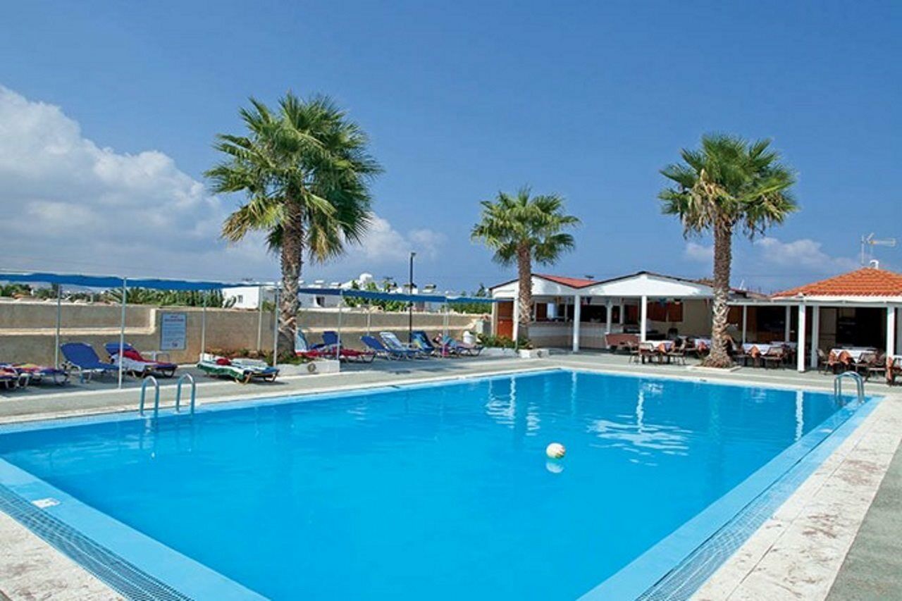 Triton Hotel Malia Exterior foto